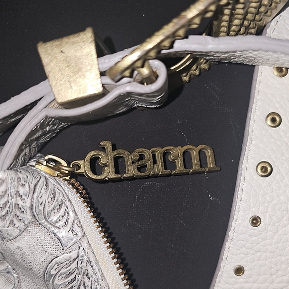 Chic White and Silver Shoulder Bag - Picture 2 of 7